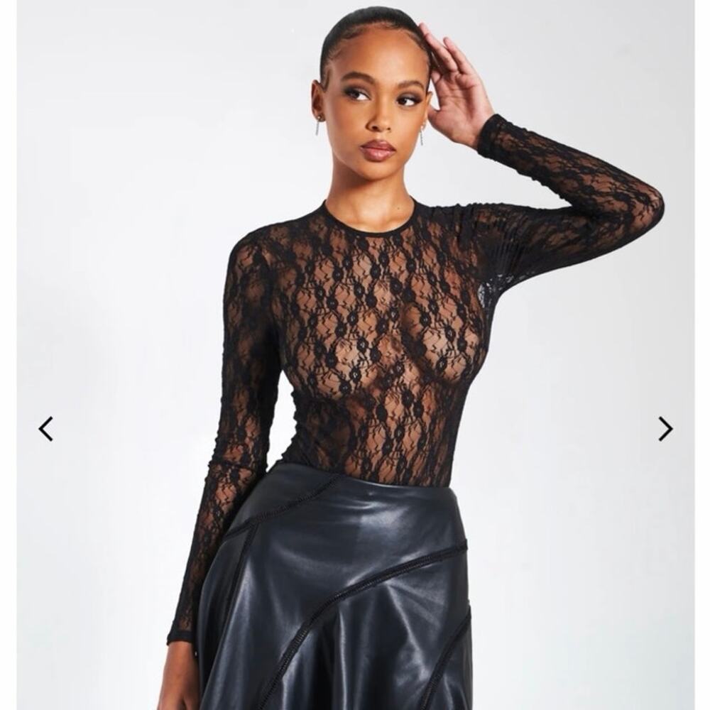 Miss Circle Maisie Black Sheer Lace Long Sleeve Bodysuit Size Small